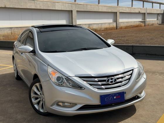 HYUNDAI SONATA 2.4 MPFI I4 16V 182CV GASOLINA 4P AUTOMÁTICO HYUNDAI SONATA 2.4 MPFI I4 16V 182CV GASOLINA 4P AUTOMÁTICO